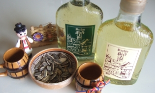日本人はほとんど知らない、
ルーマニアの地酒「ツイカ」。

