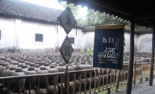 知られざる中国の銘酒、
「三白酒」の産地へ。

