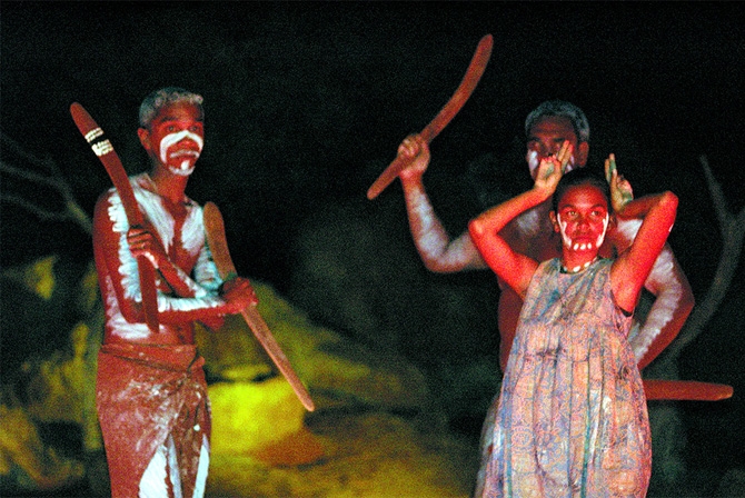 オーストラリアの先住民族、
アボリジニのアルコール事情。
