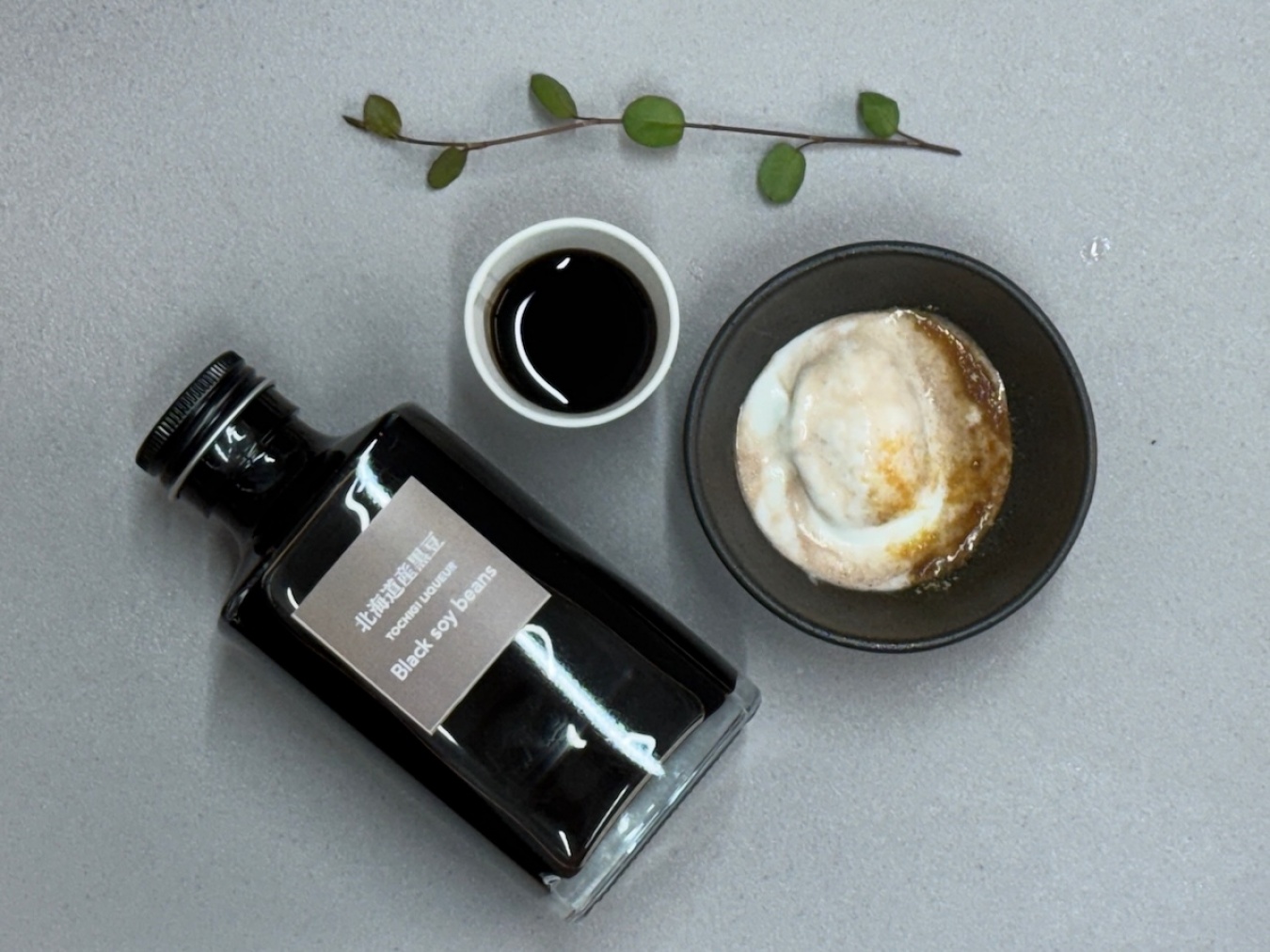 多彩なラインナップから、「北海道産黒豆のリキュール」など、こっくりと秋らしいフレーバーが厳選登場の栃木リキュール。素材のよさをそのまま引き出すリキュールは、ストレートでいただくのはもちろん、アイスクリームやスイーツとも好相性。