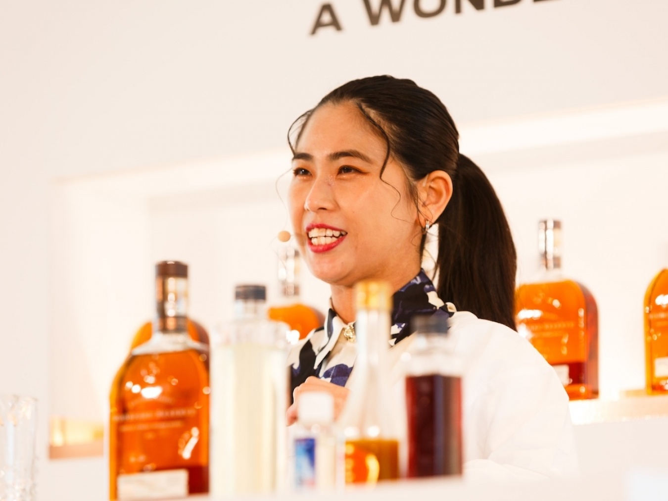 2位の岸田茉利奈さん（Gold Bar at EDITION / 東京）。