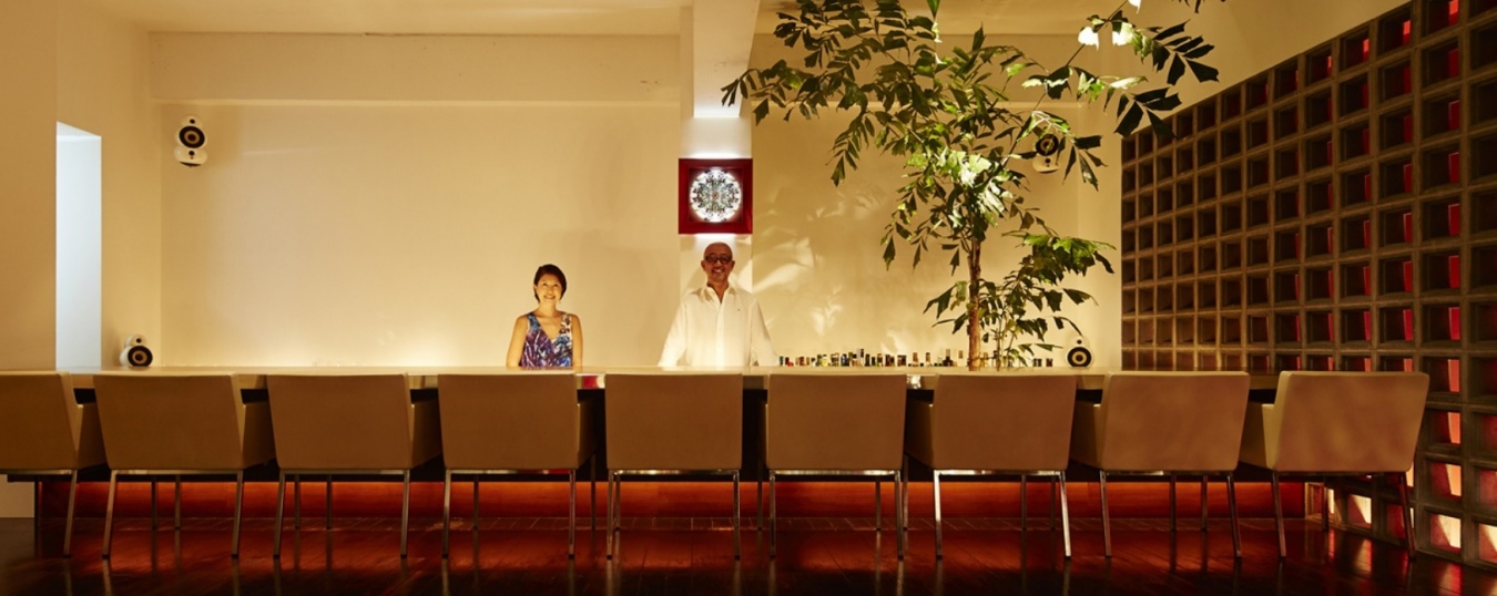 「BAR NOBU 」のビフォー・コロナの内装はこんな感じ！