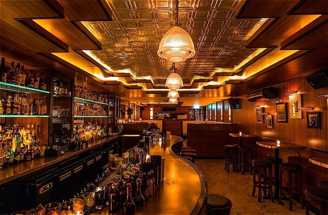 「Employees Only Singapore」のジェズ・キャレオン(Jez Carreon)さん。