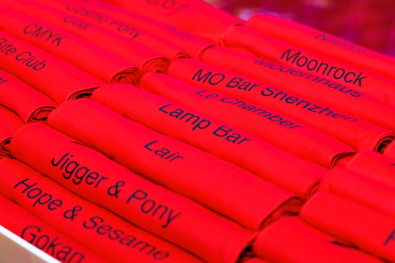 50位にランクインしたバーだけがもらえる、憧れのレッドストール！