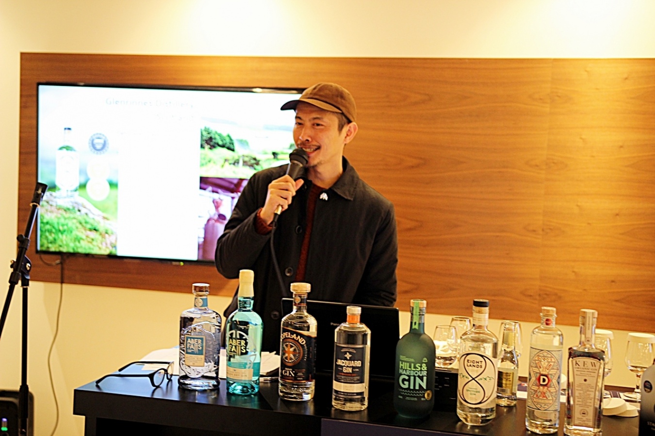 プレゼンターとして登壇した三浦武明さん。