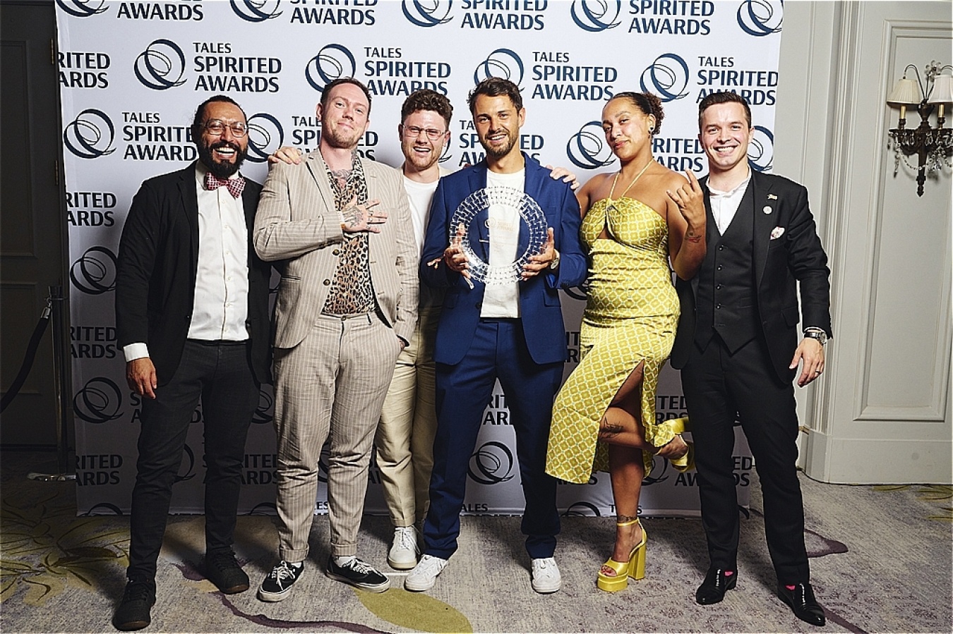 Lyaness at Sea Containers Londonのバーチーム。© Cory Fontenot