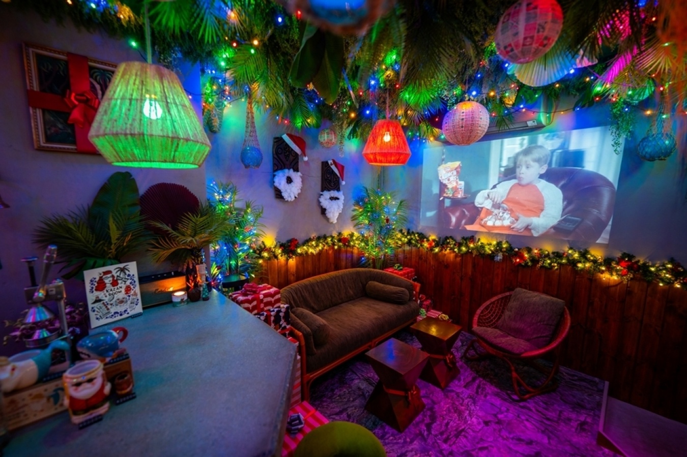 写真は「THE KAZAN ROOM」の去年の様子！