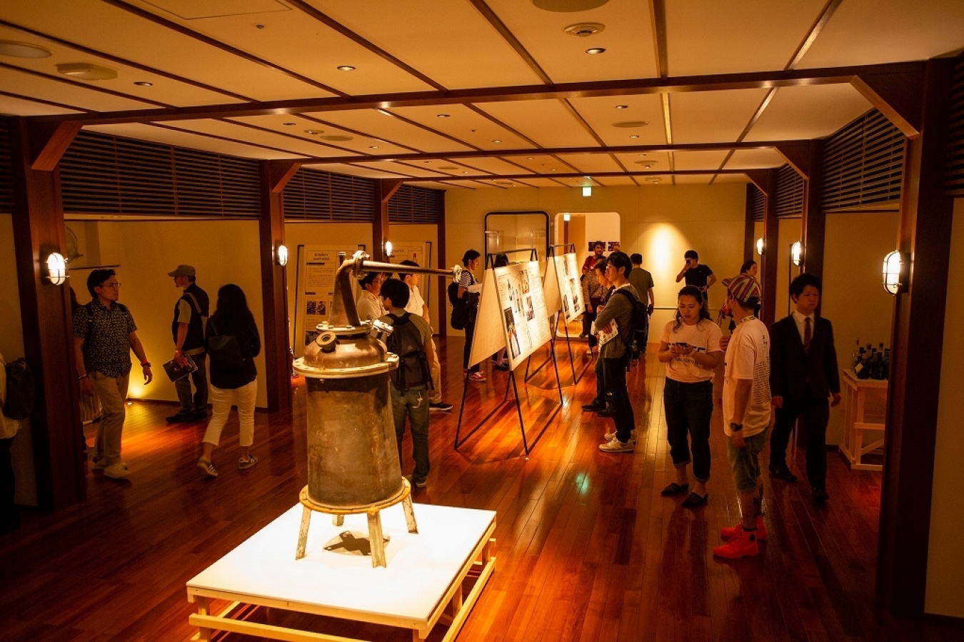 英国ジンに特化したエキシビジョン「ALL ABOUT UK GIN」。