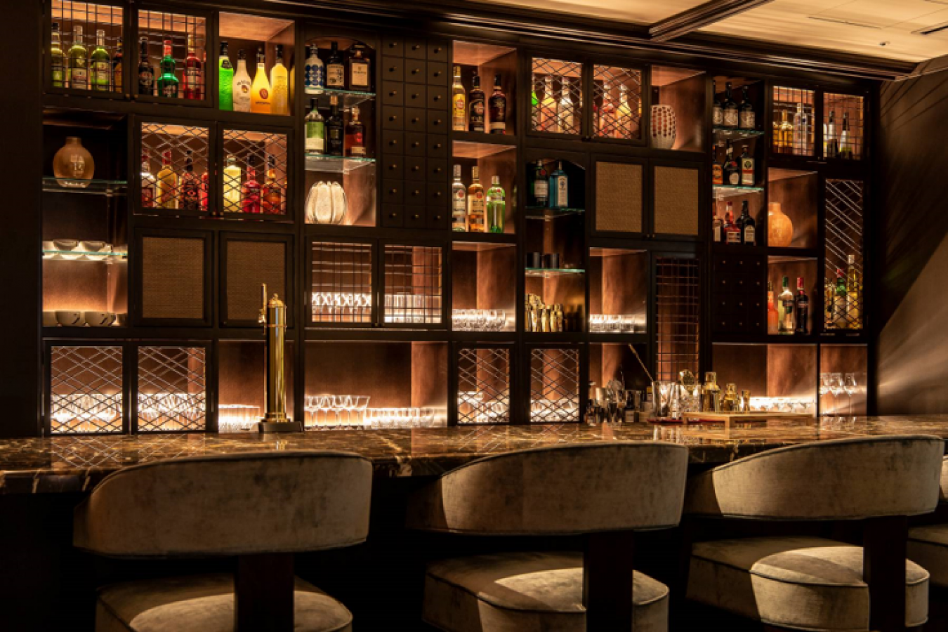 京都悠洛(ゆら)ホテル M ギャラリー「 Lounge & Bar 1867 」