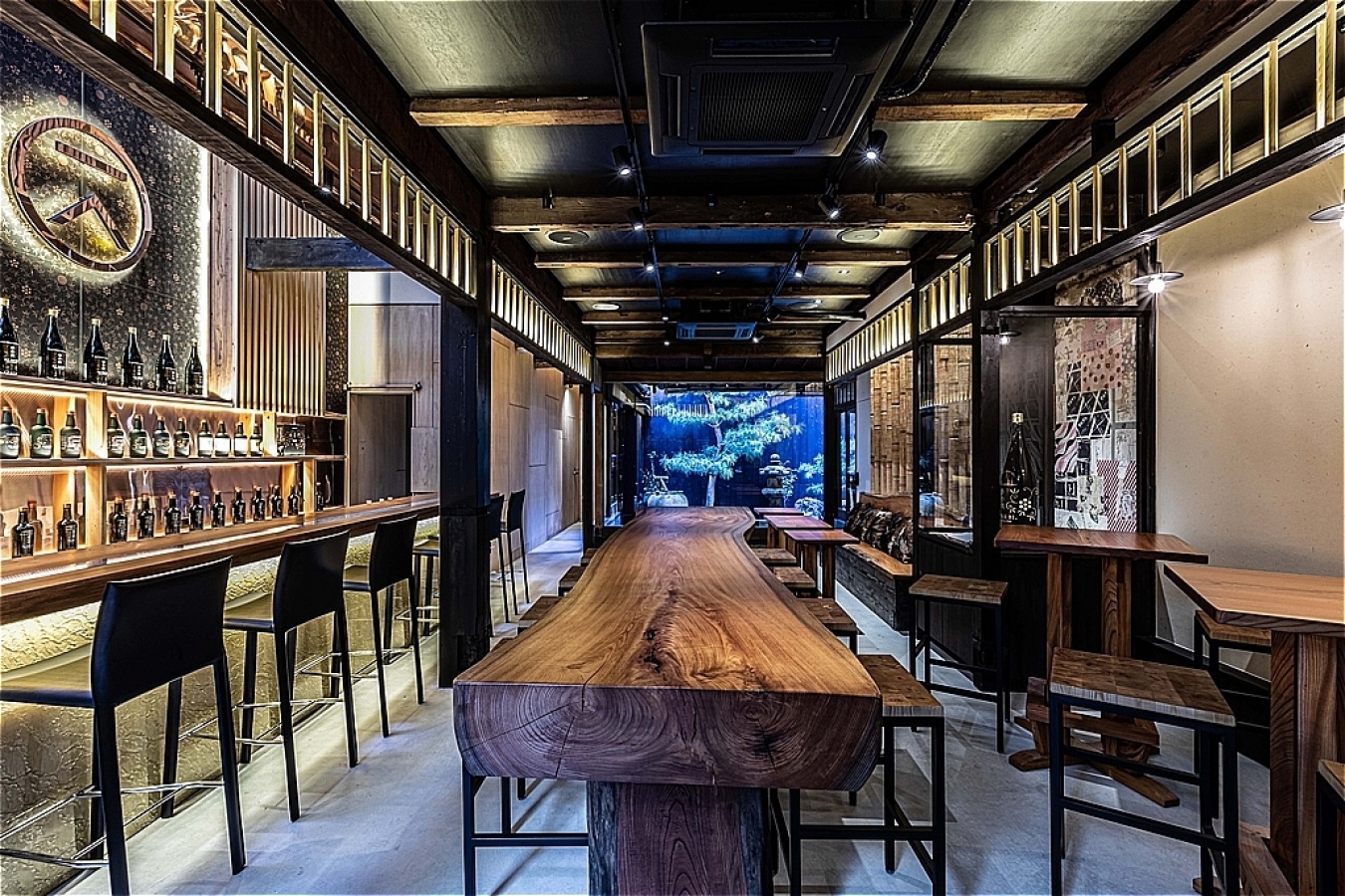 バースペースの「季の美の間」。