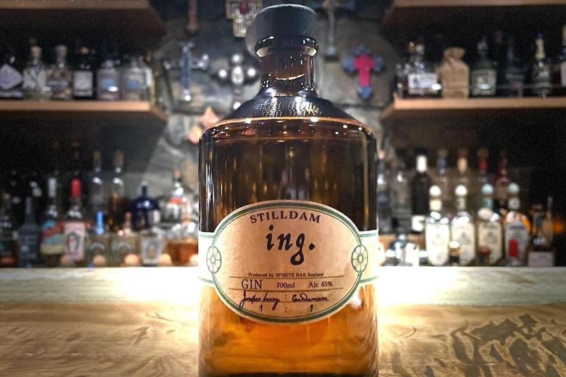 バーテンダーが手掛けるジントニック専用ジンが誕生！