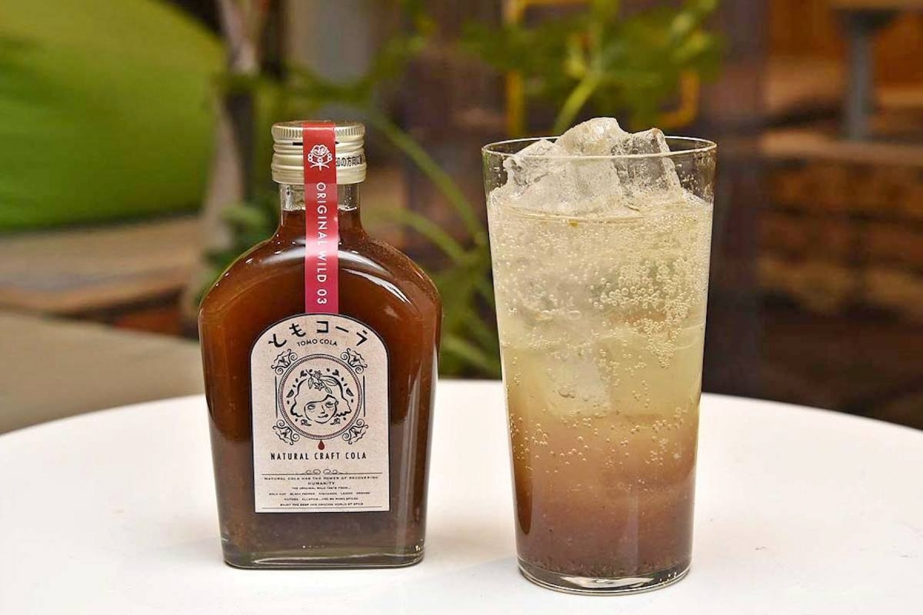 どりぷら会員５名様にプレゼント
100%天然由来、クラフトコーラの素「ともコーラ」！