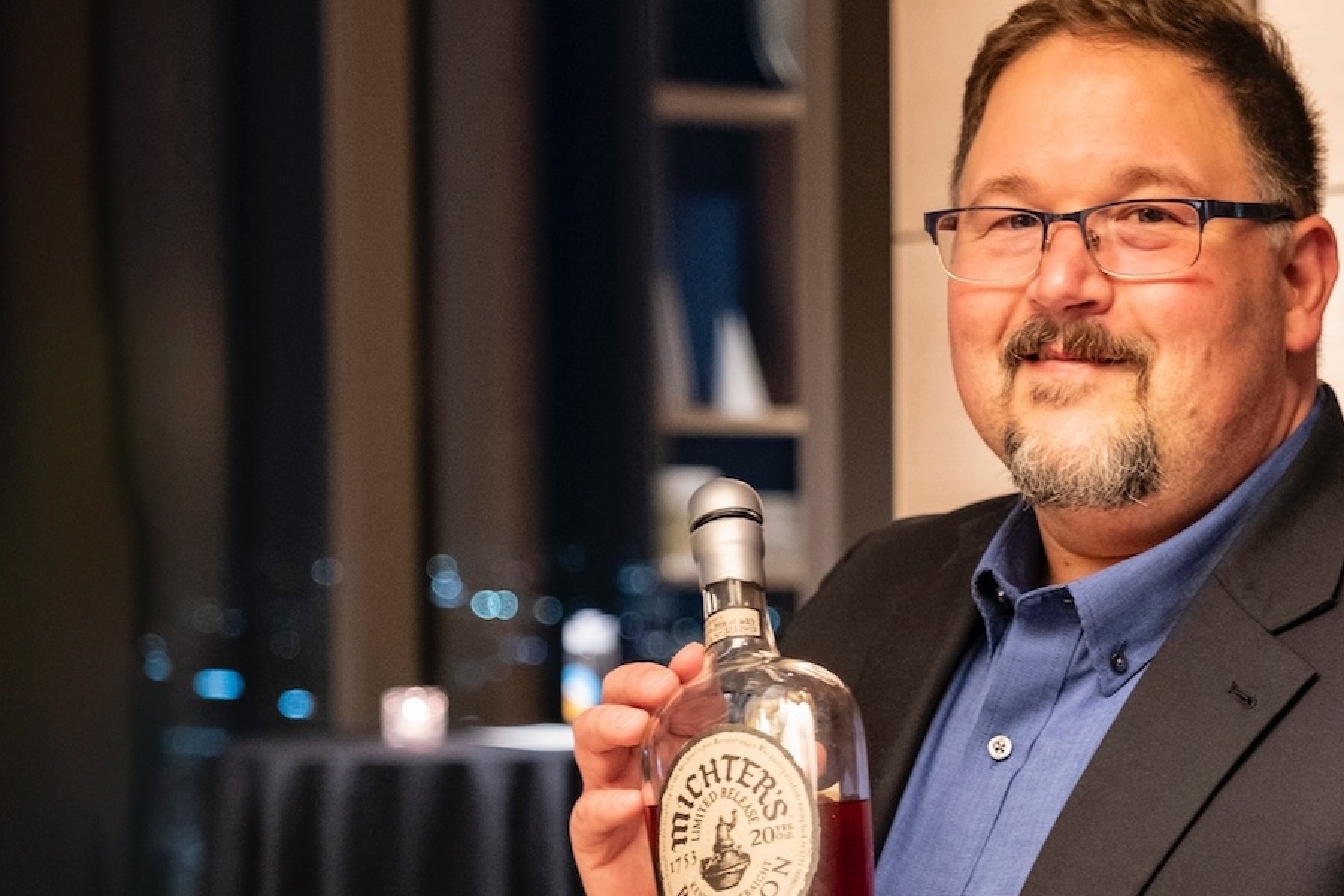 アメリカンウイスキー「ミクターズ」が
世界のバーテンダーに支持されるワケ。