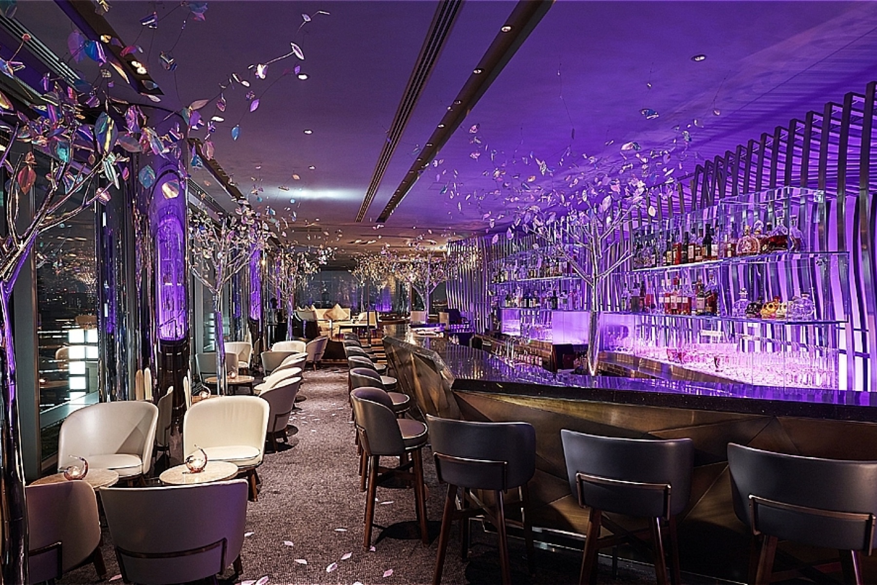 ザ・ペニンシュラ東京 Peterバー のイベント「月下美人」に
6月10日＆11日、上海から日高理恵さんが登場！