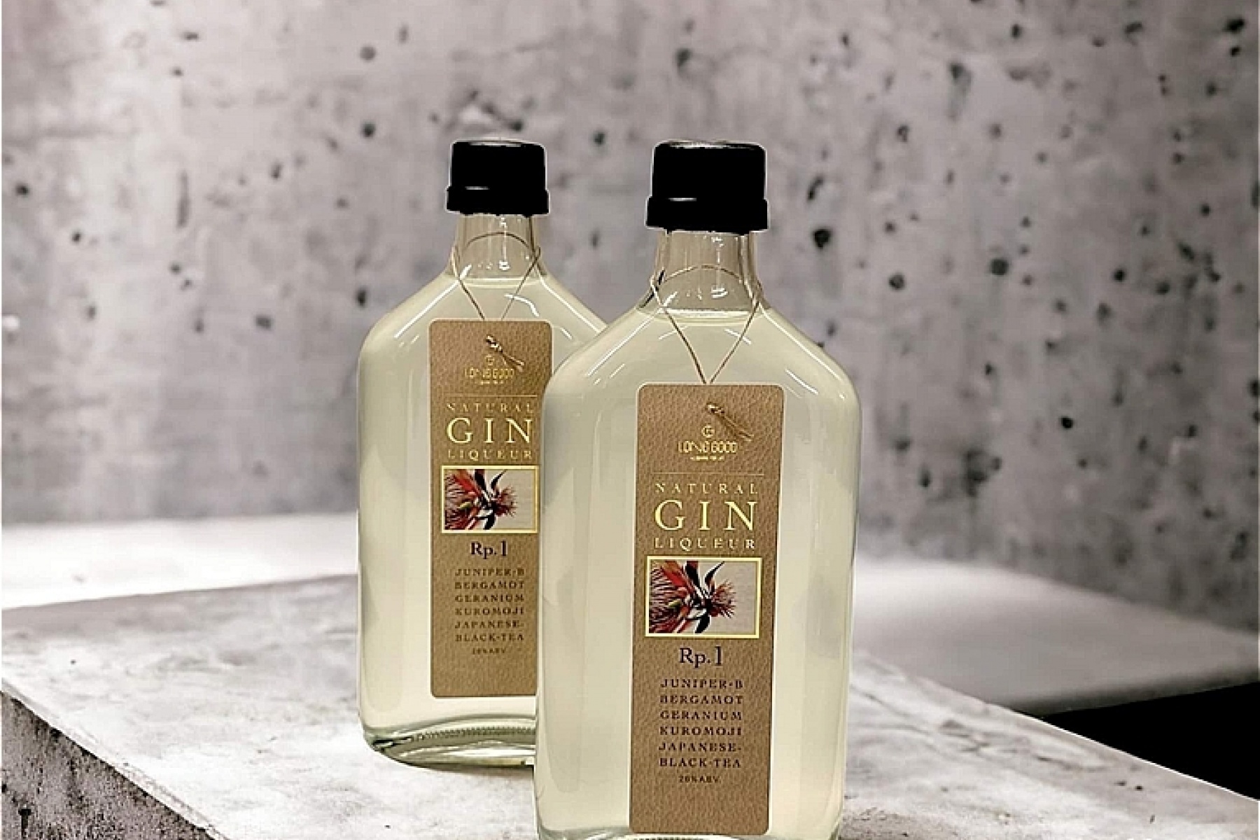 中垣繁幸さんが一から手がけた
「ナチュラル・ジン・リキュールRp.1:レシピ1 」！
