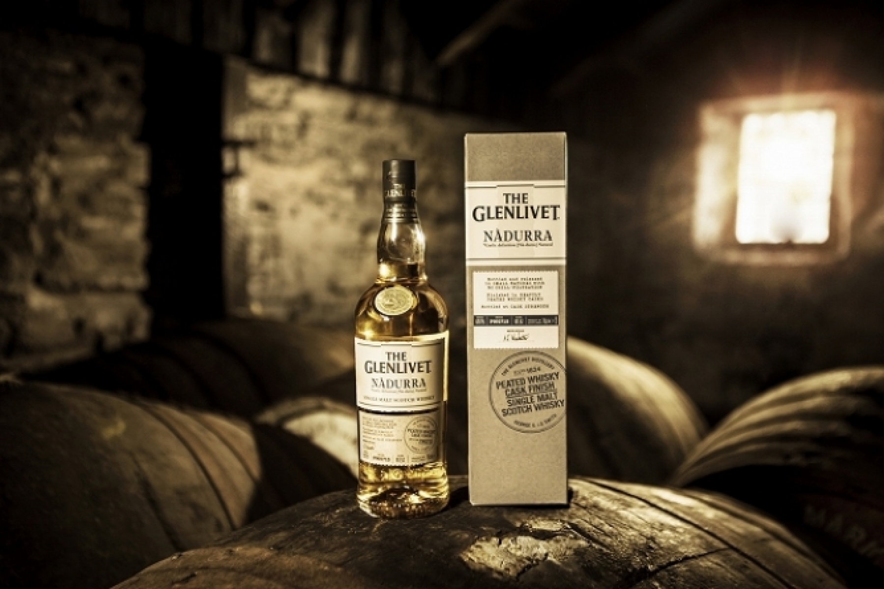 「ザ・グレンリベット ナデューラ
ピーティッド」2017年1月16日発売！
