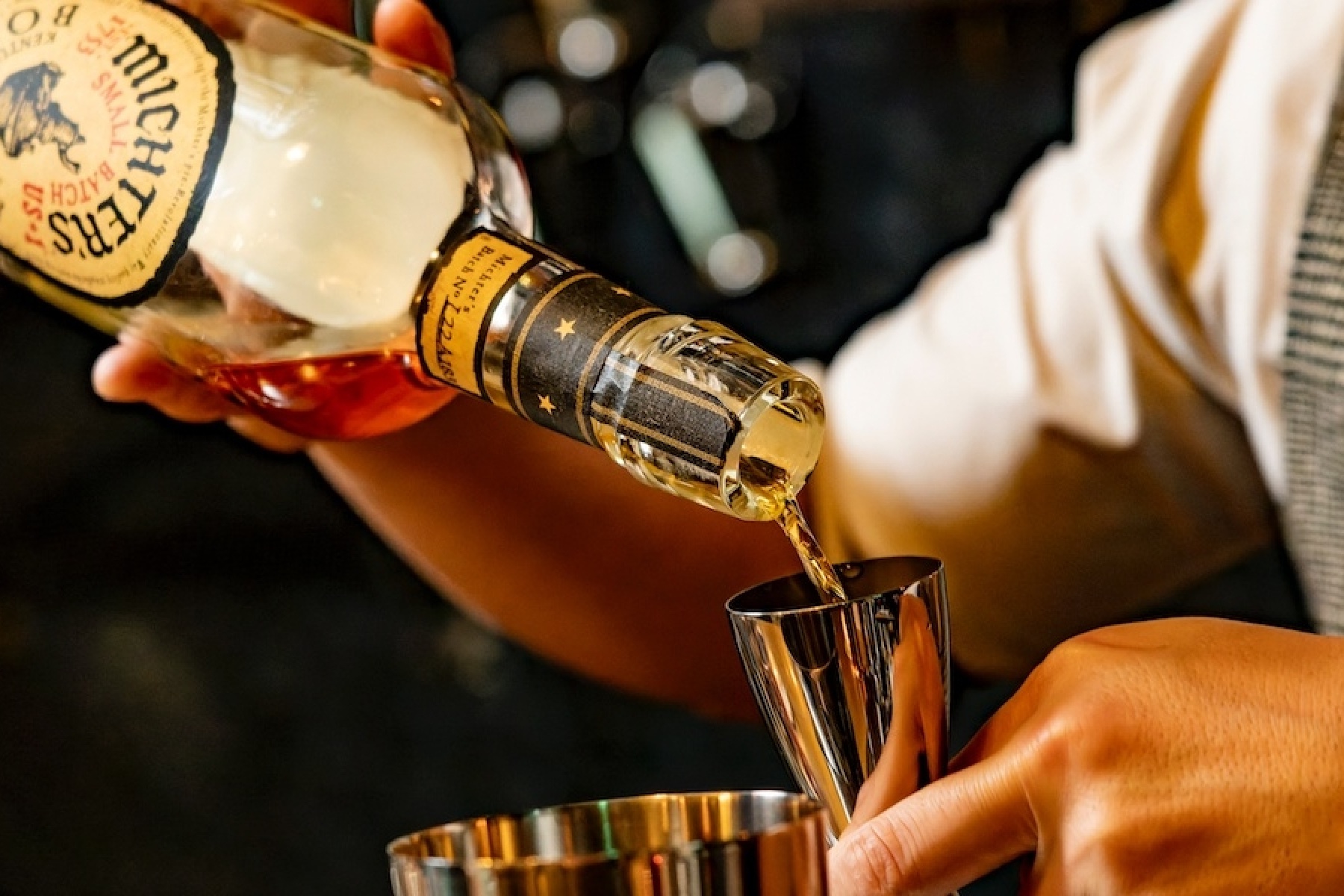 ミクターズの人気の秘密に迫る、
3人のプロフェッショナルにインタビュー！
