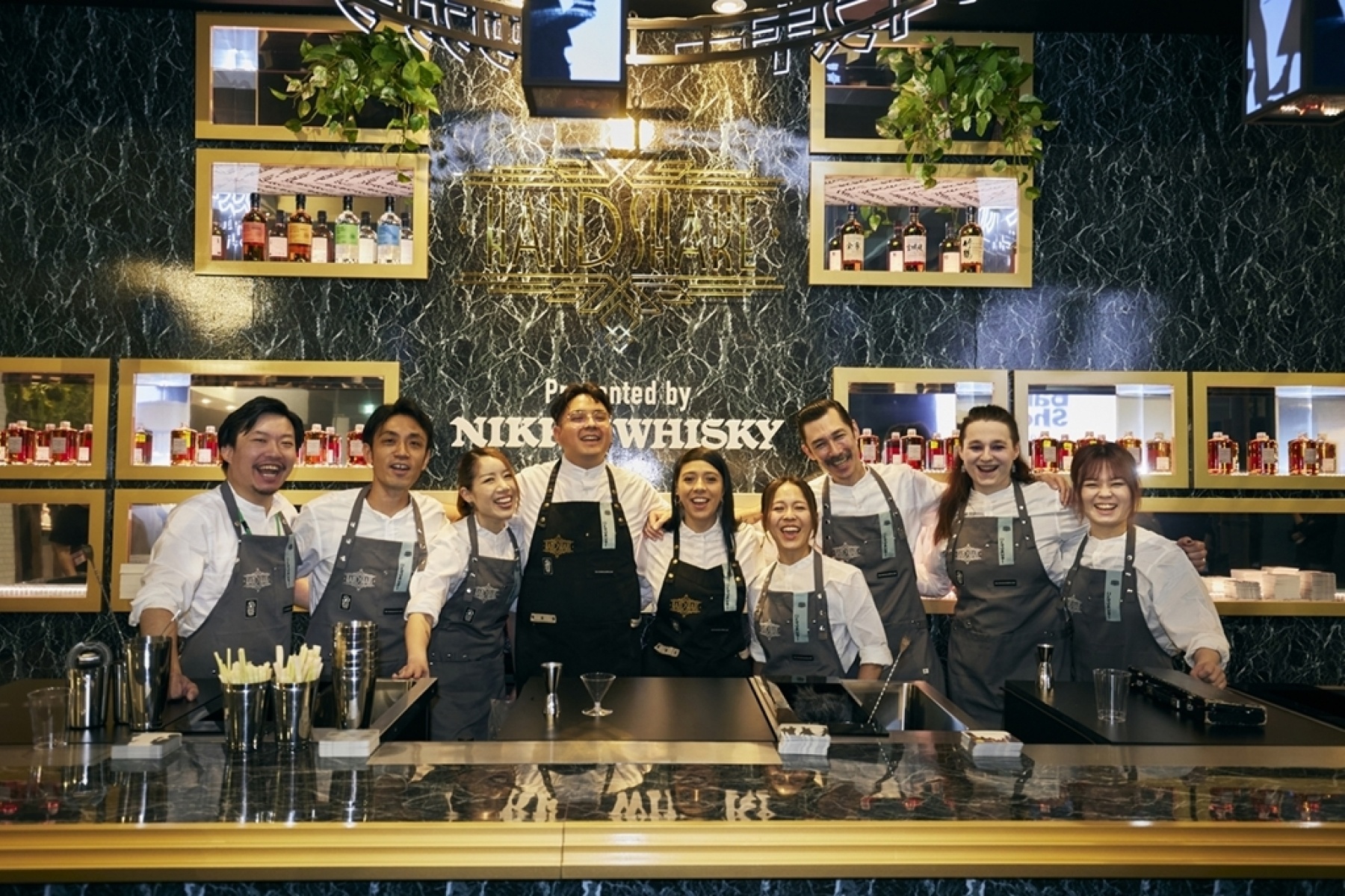 世界のトップバーを繋ぐニッカウヰスキー
東京 インターナショナル バーショー 2025で
50 Best No.1の「Handshake Speakeasy」とコラボ！