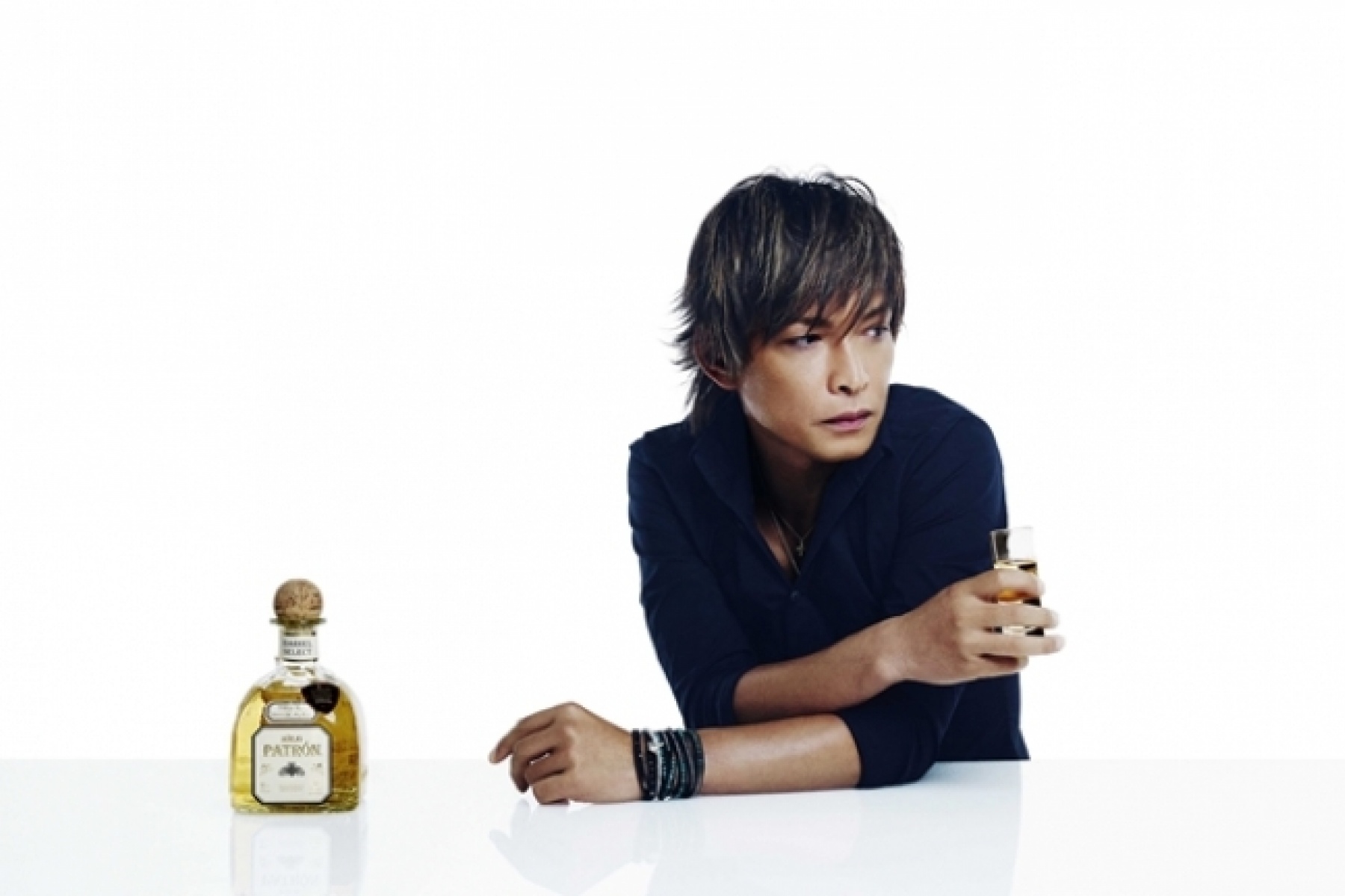 日本初のセレブリティテキーラ
「パトロン バレルセレクト」発売！
