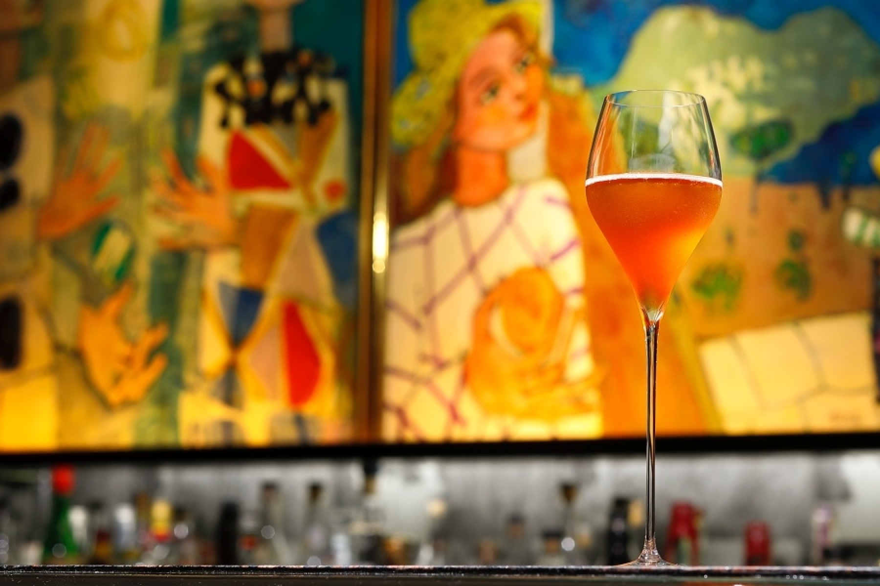 一杯のグラスに込めたSDGs。
日本発『バーカプリ』のサステナブルカクテル