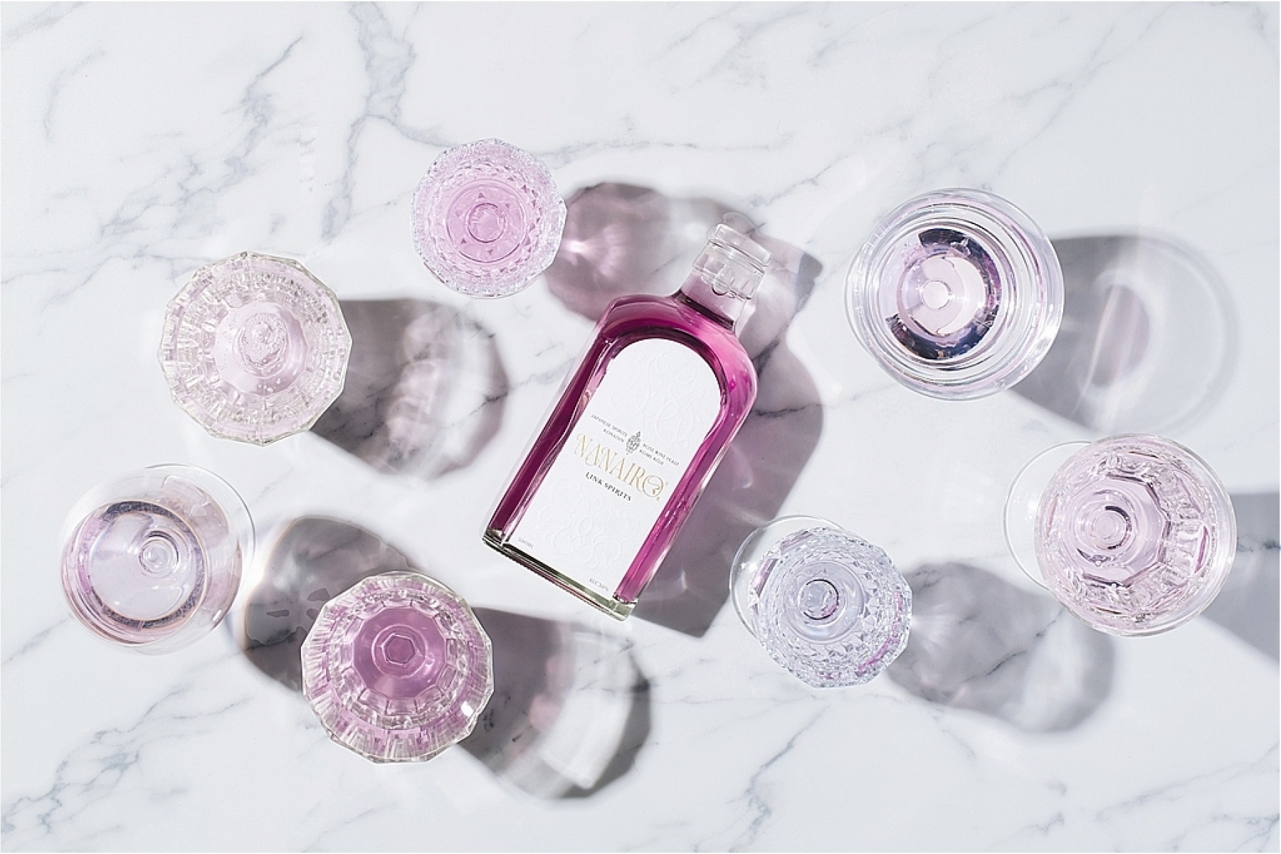 えっ！？　コレ芋焼酎！？
ピンクスピリッツ「NANAIRO-七色-」デビュー！
