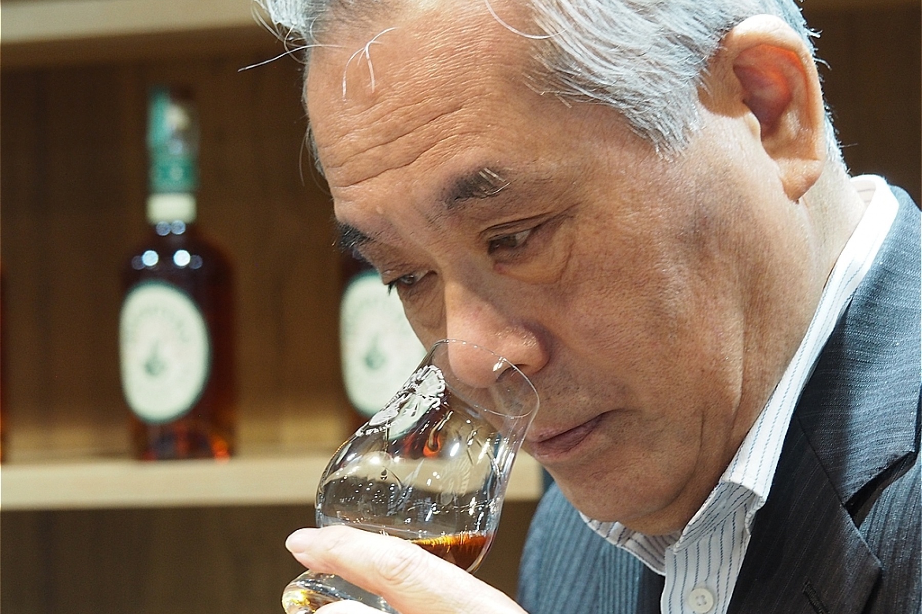 ミクターズの人気の秘密に迫る、
3人のプロフェッショナルにインタビュー！
