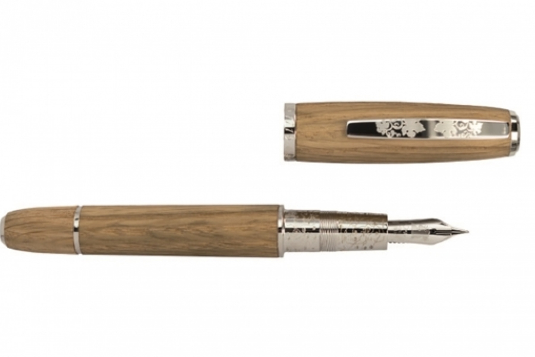 キャンティ・クラシコの
熟成樽を使った高級万年筆！
