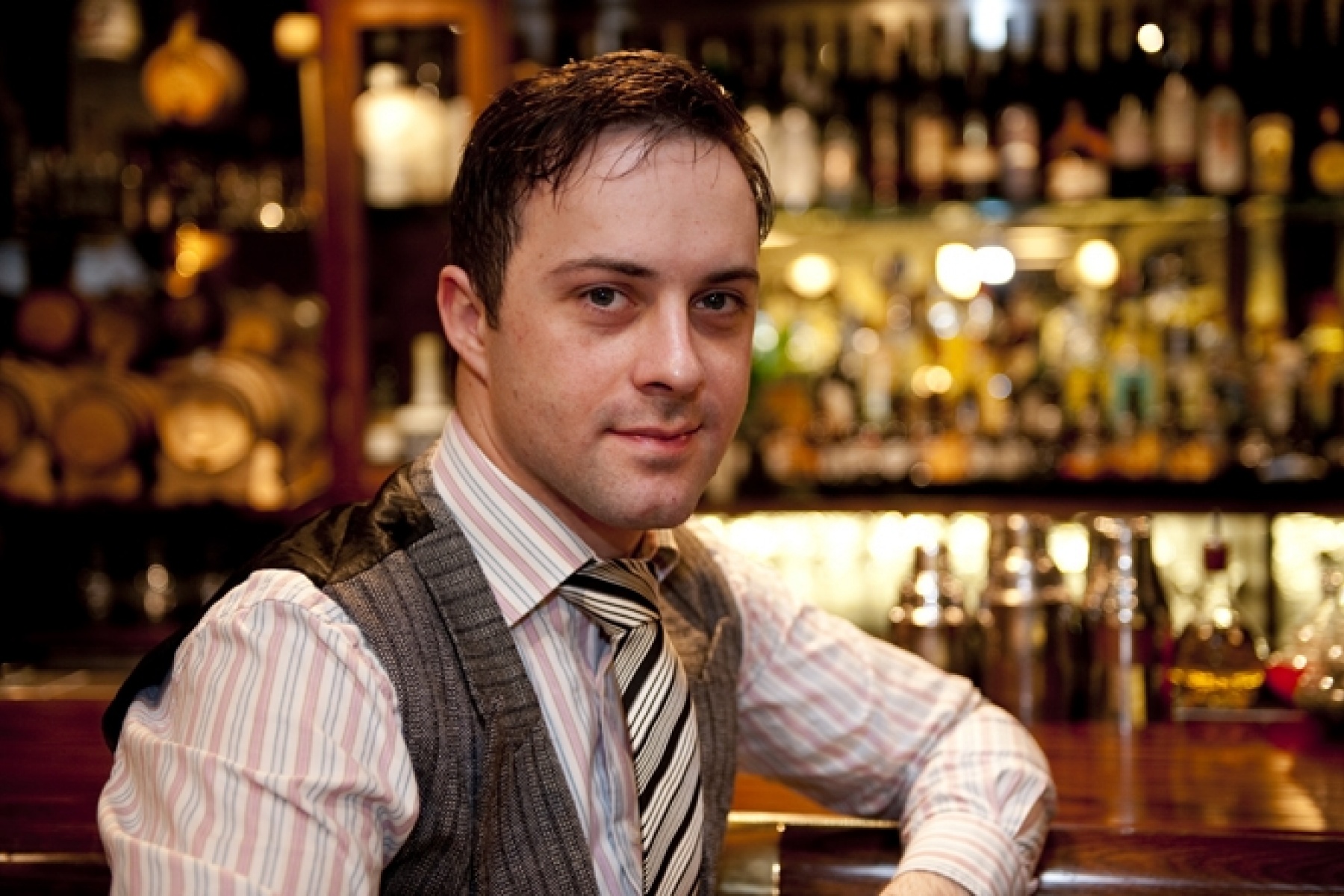 バー先進都市ロンドンが生んだ
近未来のクラシックカクテル。
＜前編＞