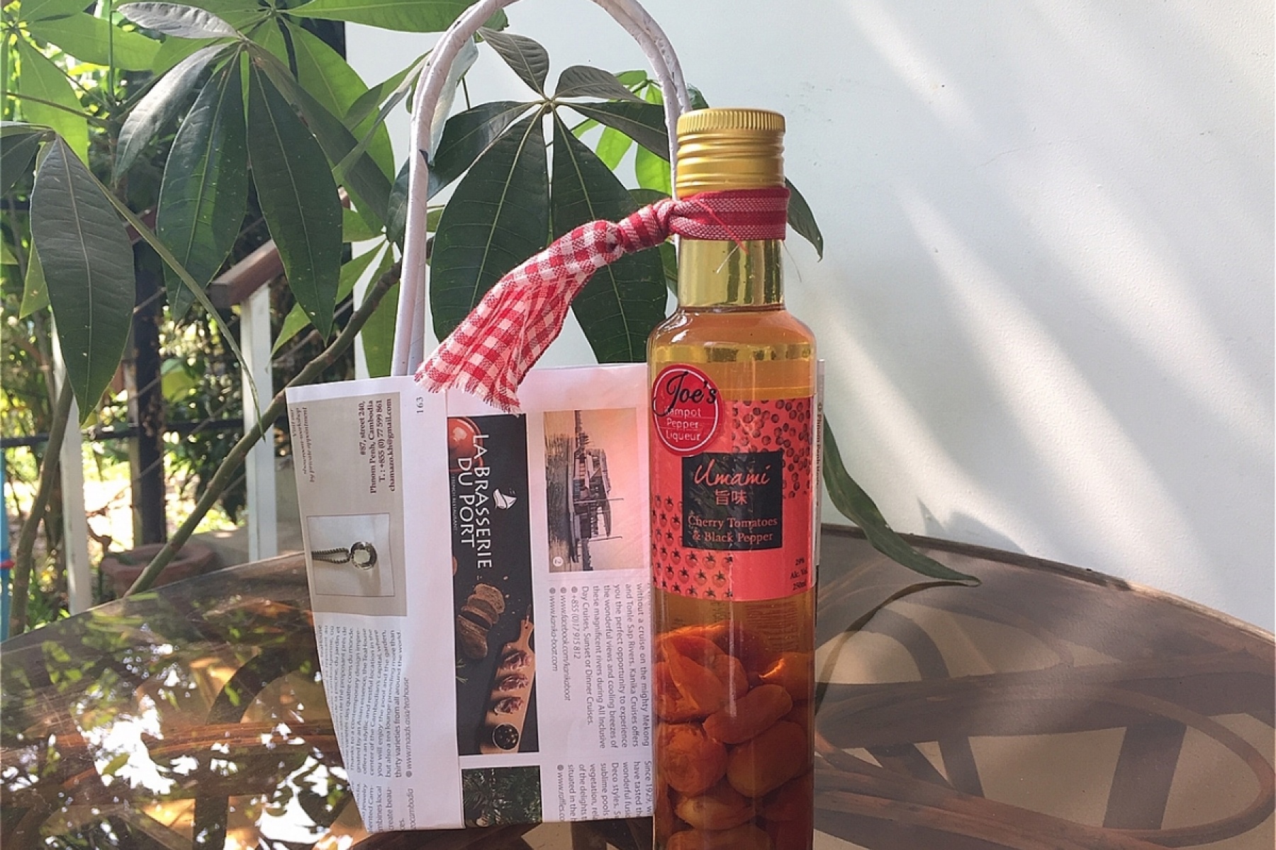 カンボジアの伝統焼酎スラー・ソーが
一躍人気リキュールの「Sombai」に！
