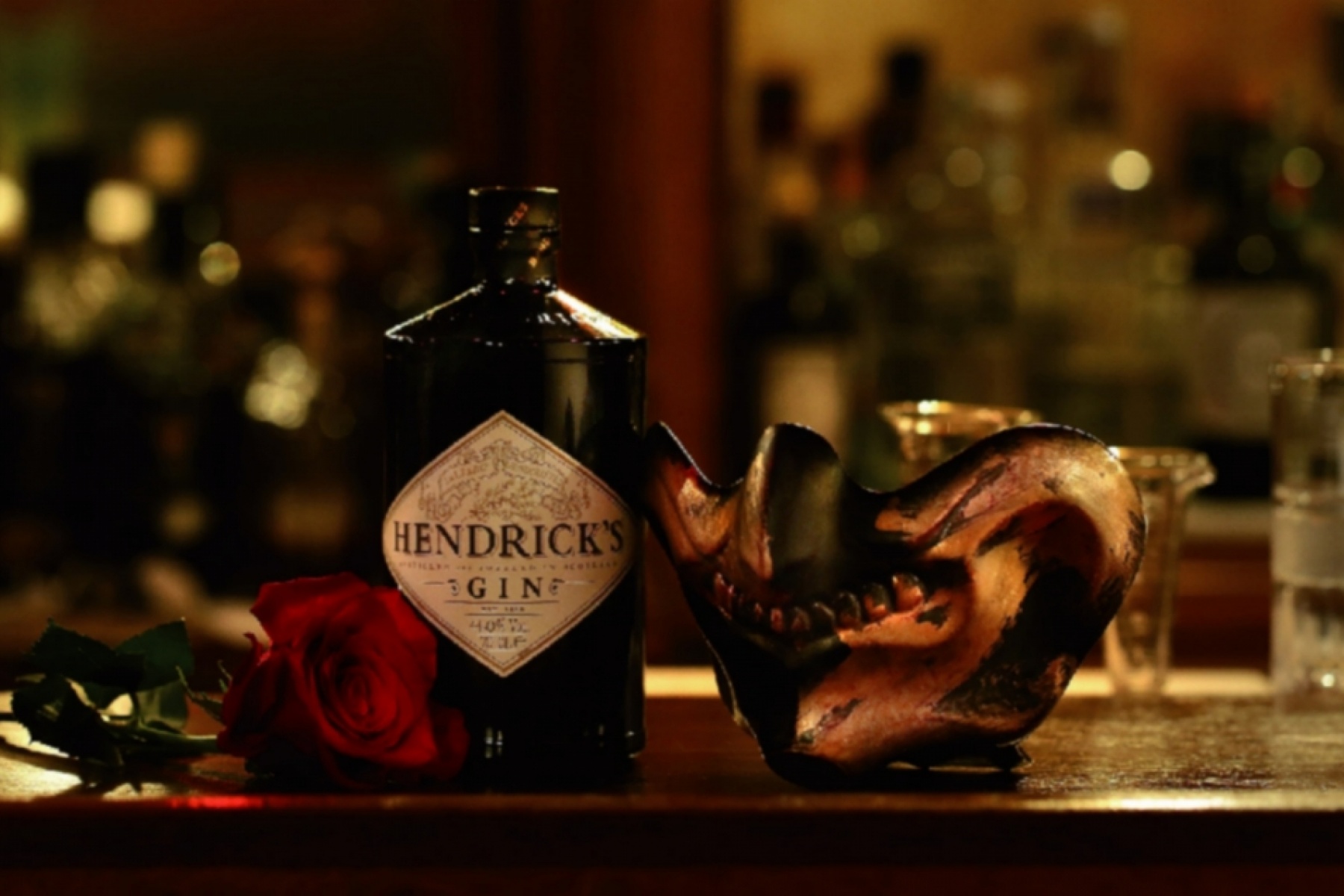 古賀崇洋氏×ヘンドリックス・ジン
4月27日（土）に1日限りのイベント開催！
