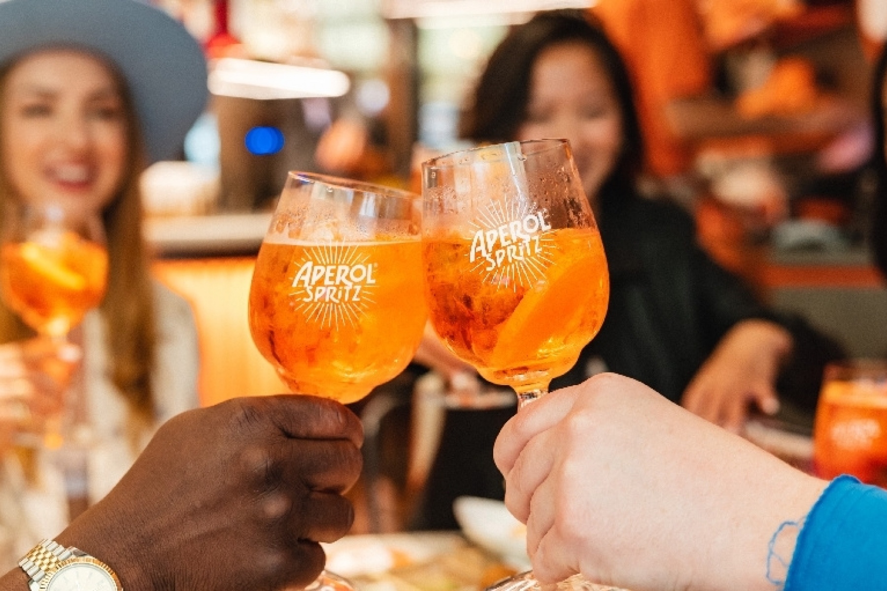 えっ、まだ入ってない！？　めっちゃお得！
カンパリグループ メンバーシップ プログラム
