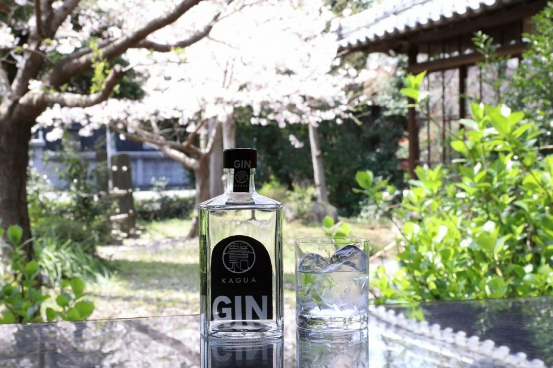 クラフトビール「馨和 KAGUA」をベースにした
「KAGUA GIN」2020年4月下旬発売！
