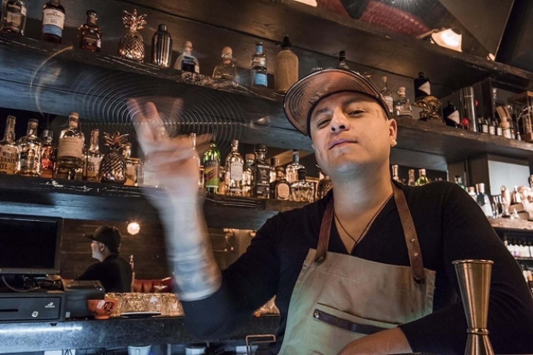 大震災の傷を越えて。
メキシコシティの秘密のバーへ
＜前編＞
