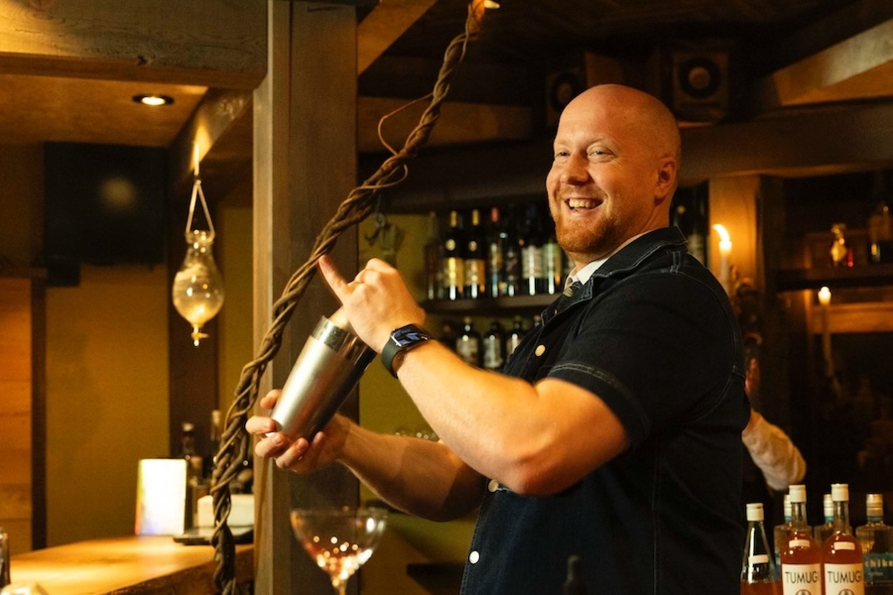 海外バーテンダーが魅了された「iichiko彩天」
フレーバーが織りなす魅力とは？

