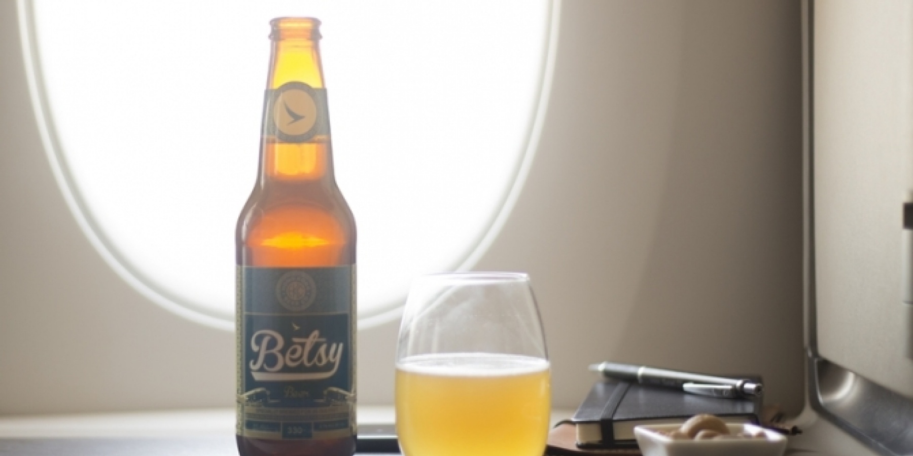 高度35,000フィートの上空でも
おいしいクラフトビール登場！
