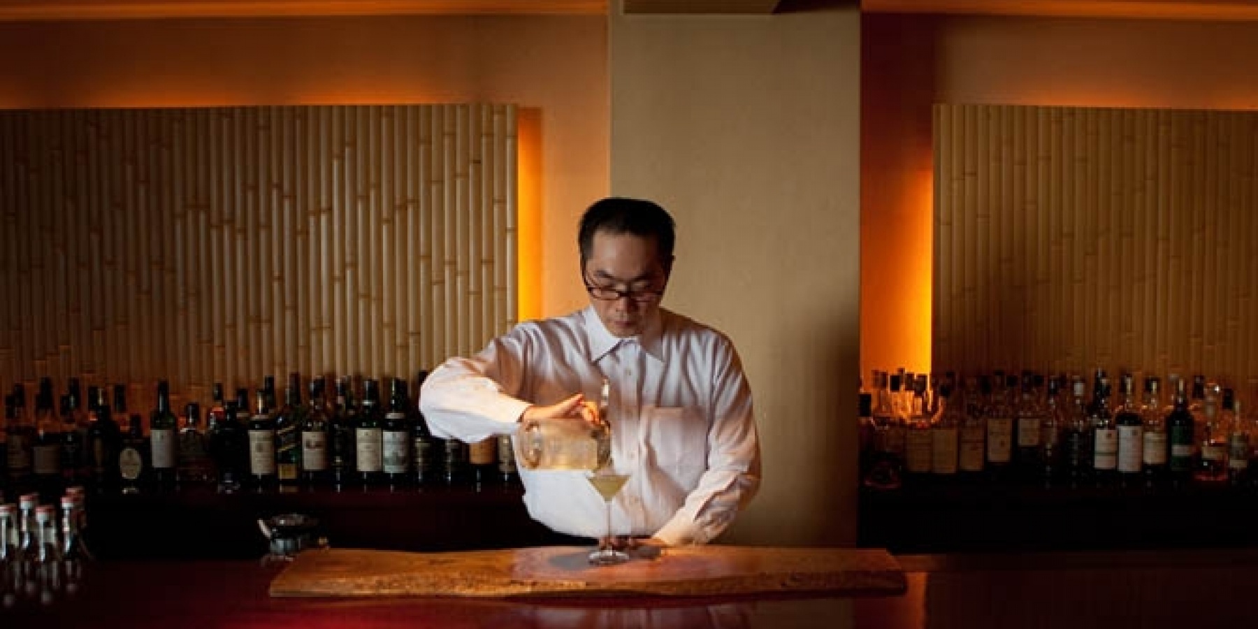 分解・再構築を経て
その先のカクテル世界へ。＜前編＞
