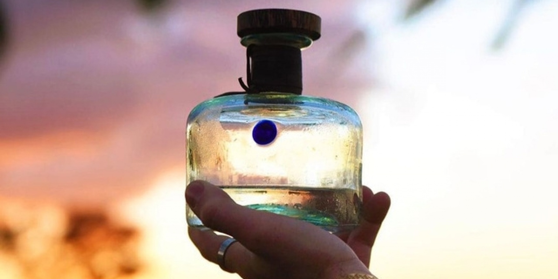 アフリカ・ケニア初のクラフトジン「Procera GIN」
11月9日（水）、10日（木）に特別試飲会を開催！
