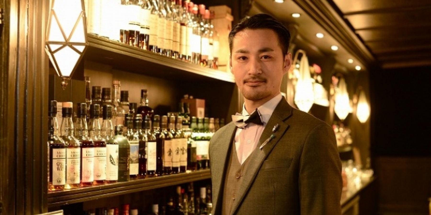 アジアを舞台に“クラシック”を
追求する日本人バーテンダー。
＜前編＞
