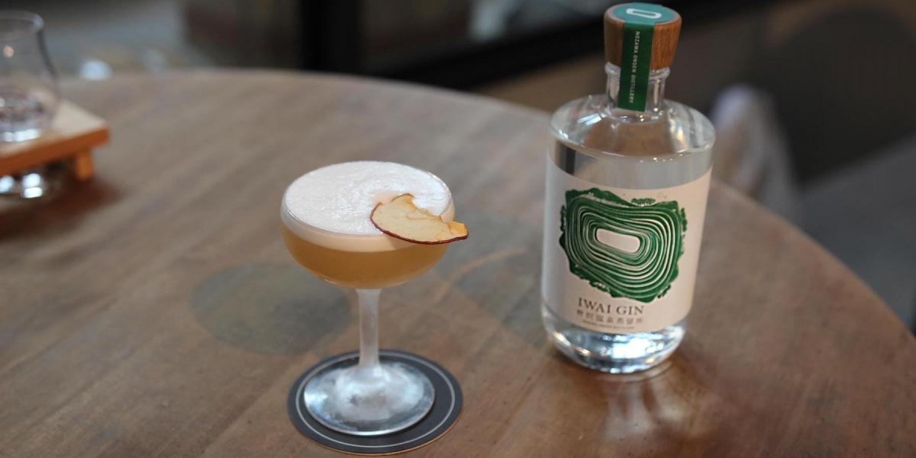 野沢温泉蒸留所：注目のクラフトジンは
村の風景をイメージ。
- 後編 -