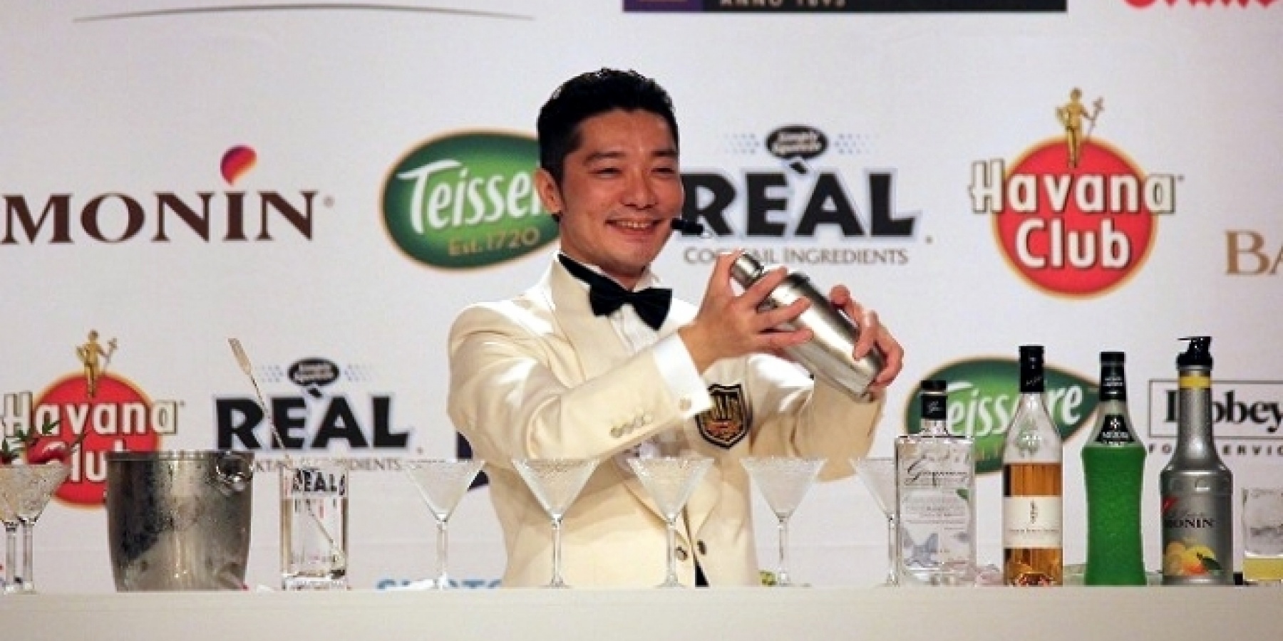 世界一のバーテンダーがいる
京都ならではの町家バーへ。
＜前編＞
