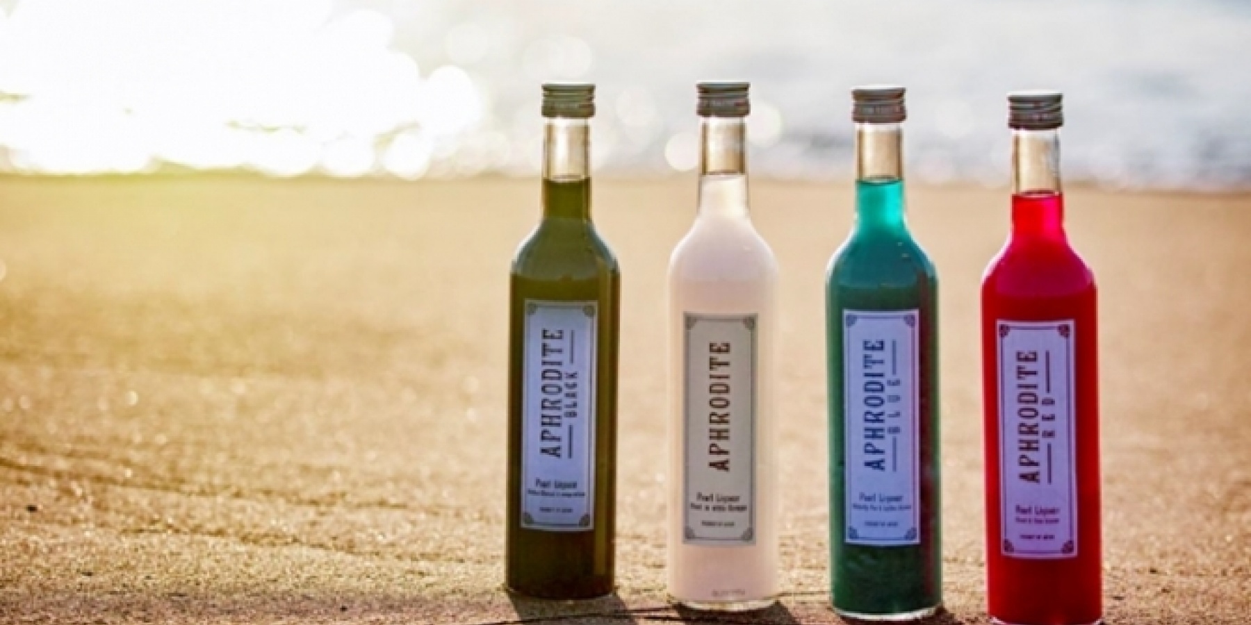 リキュール「APHRODITE」より
3つのカラー&フレーバーが新登場！
