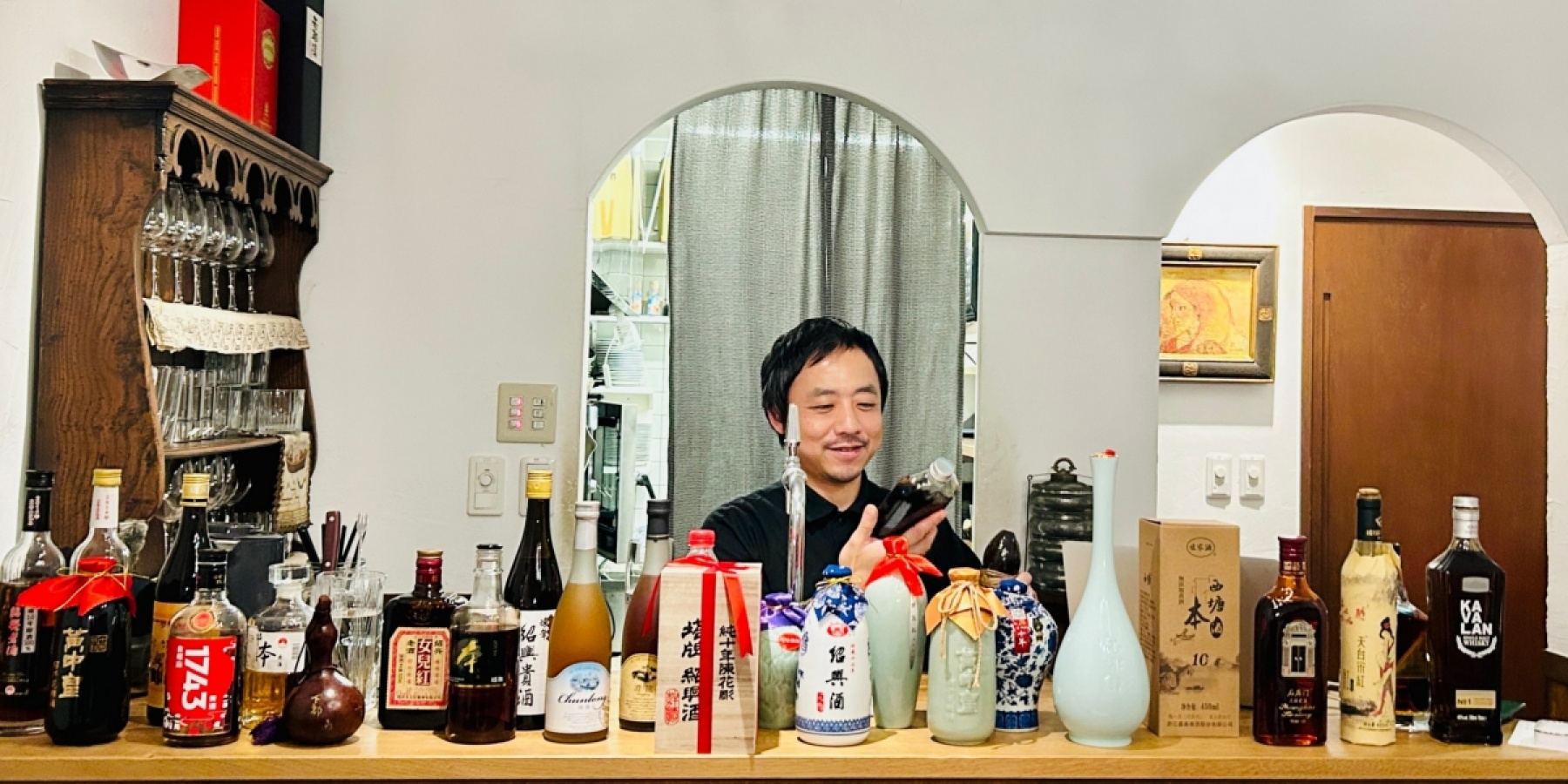 カクテルベースの注目株！
世界一飲まれているスピリッツ「白酒」って？- 前編 -