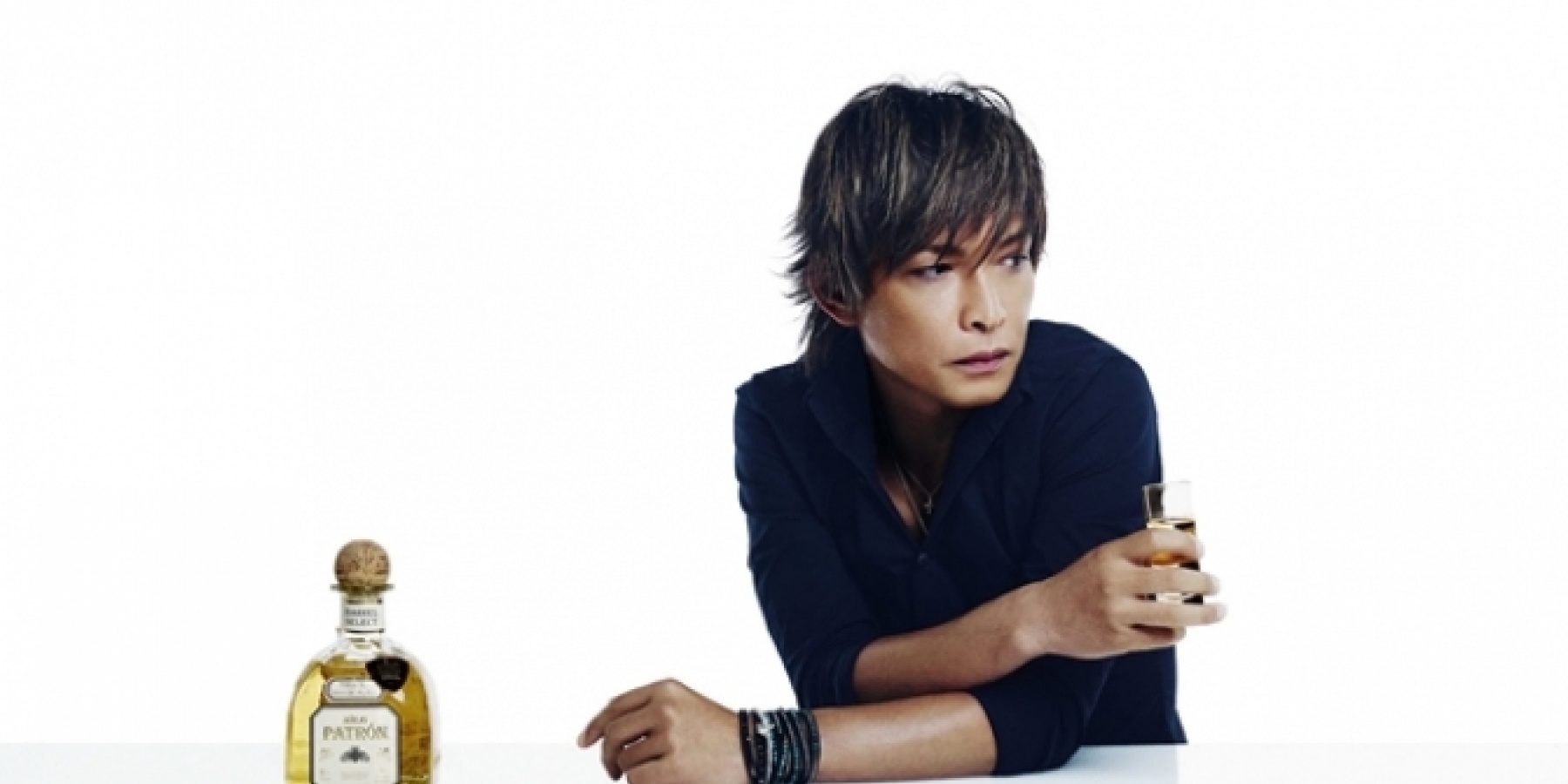 日本初のセレブリティテキーラ
「パトロン バレルセレクト」発売！
