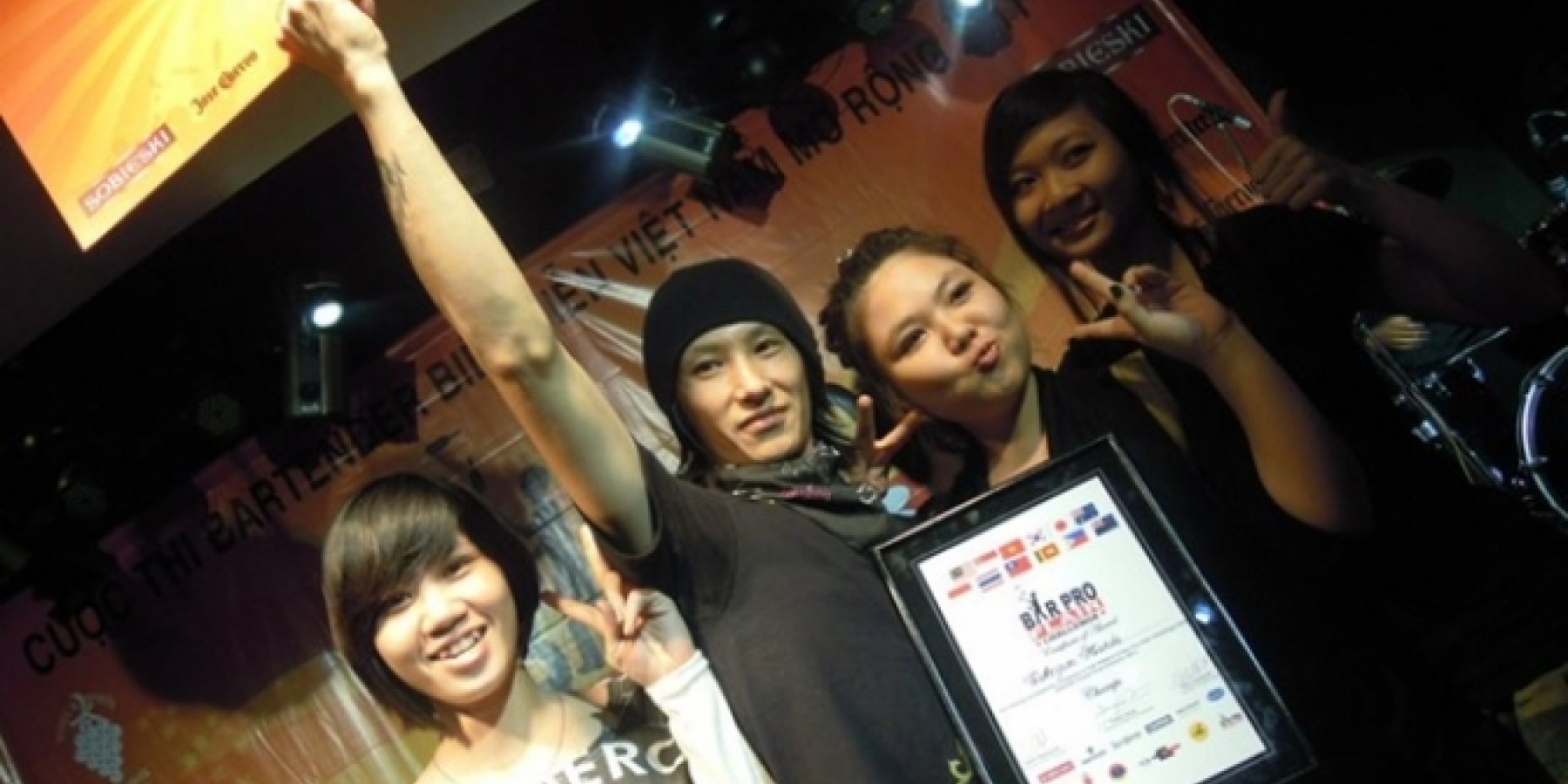 祝！世界大会優勝！
フレアの新星「前田兄弟」に直撃！