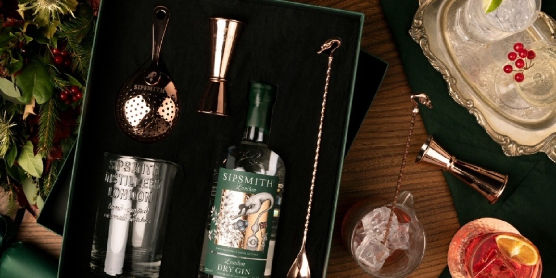 どりぷら会員10名様に豪華プレゼント
「シップスミス パーフェクトマティーニ カクテルキット」