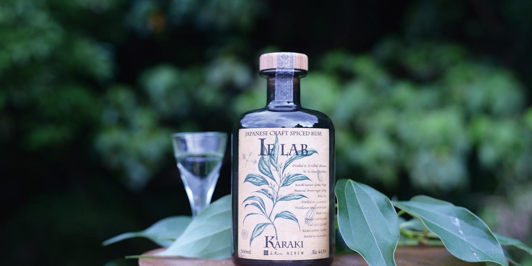 「IE RUM」×「海老沢忍（日本ラム協会会長）」
沖縄産ホワイト・スパイスドラム「IE LAB」登場！
