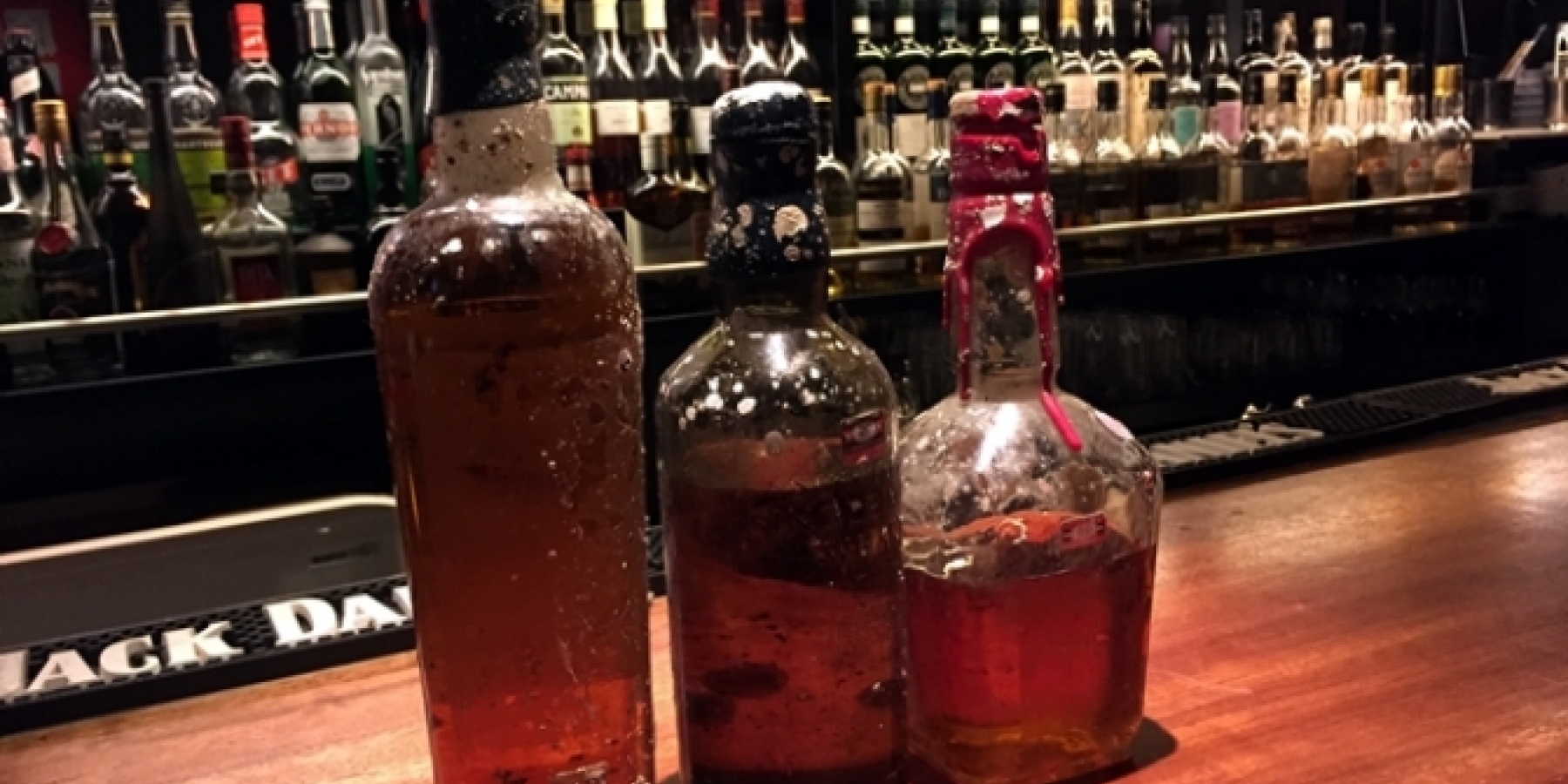 日本初！　原価バー各店にて開催！
海底熟成ウイスキー試飲イベント。
