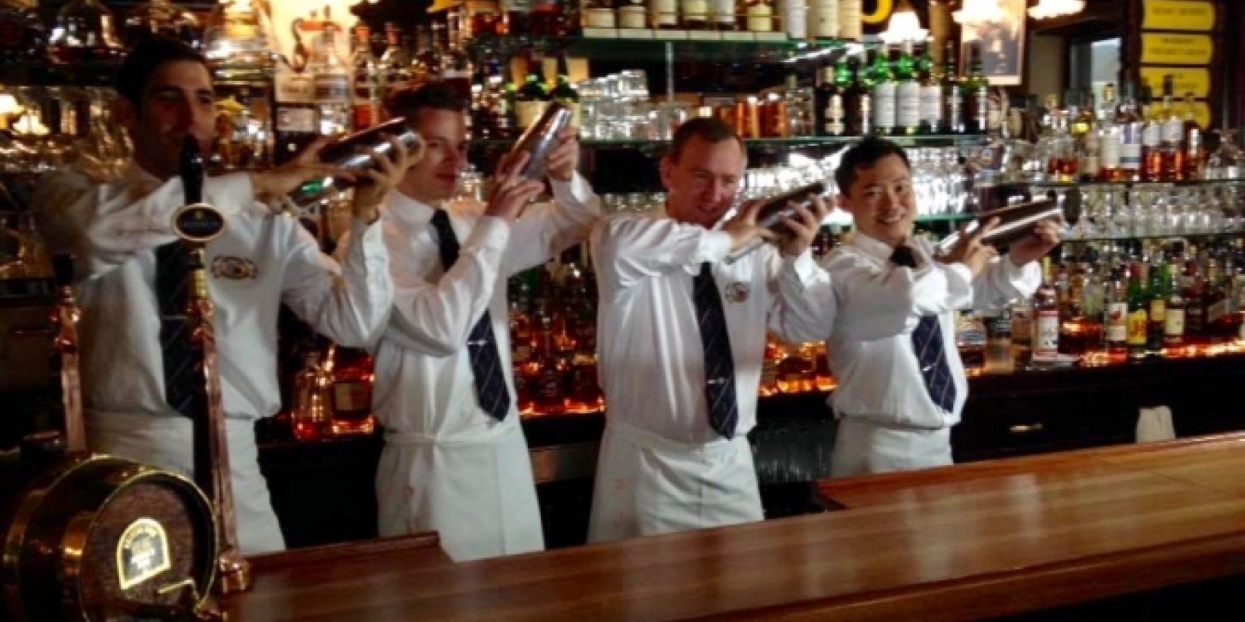 ミュンヘンの老舗カクテルバー発、
敏腕マネージャーの仕事術。
＜前編＞
