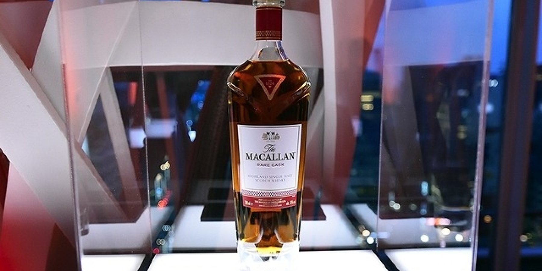 1000樽分の1の原酒、だからレア！
「ザ・マッカラン レアカスク」がデビュー！
<span>サントリースピリッツ株式会社</span>
