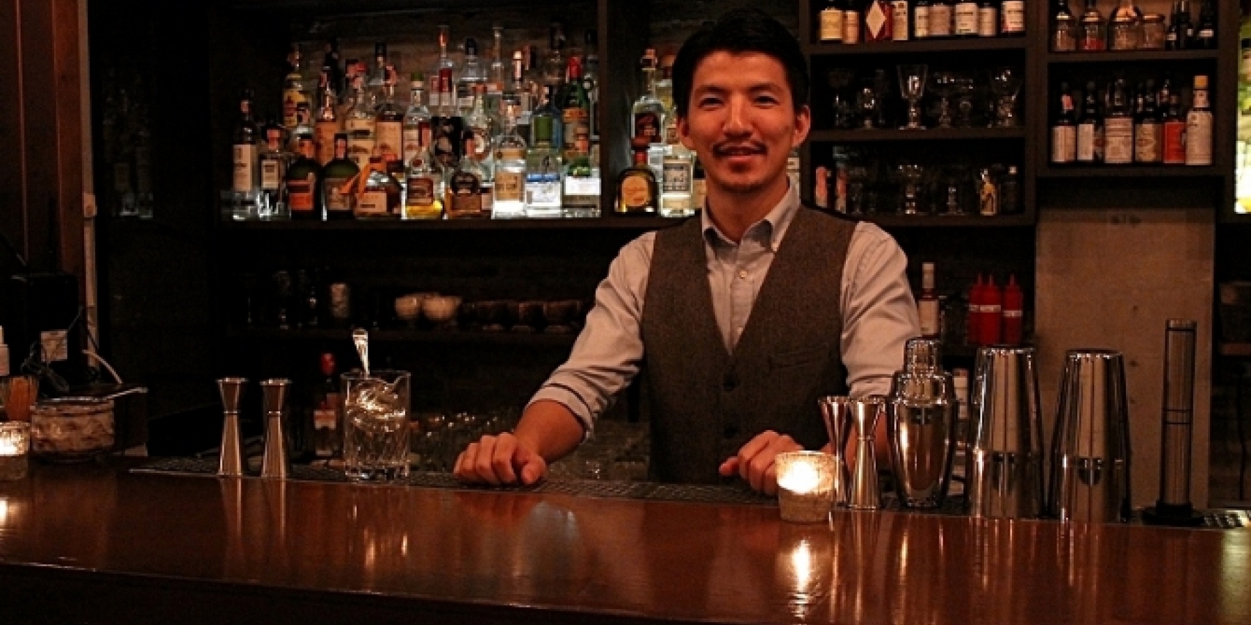 タイのバーシーンを牽引する
日本人バーテンダー登場！
